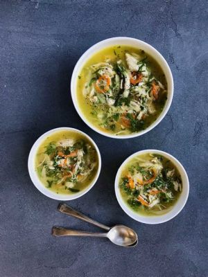  Lammfleischsuppe mit Koriander: Eine pikante und erfrischende Fusion chinesischer Aromen!